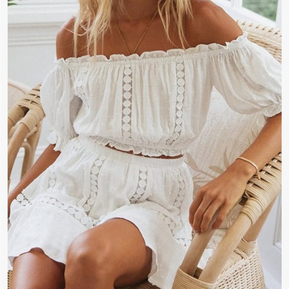Two Piece Ruffle Trim off the shoulder Hollow out Crop Top and Skirt Set eyelet